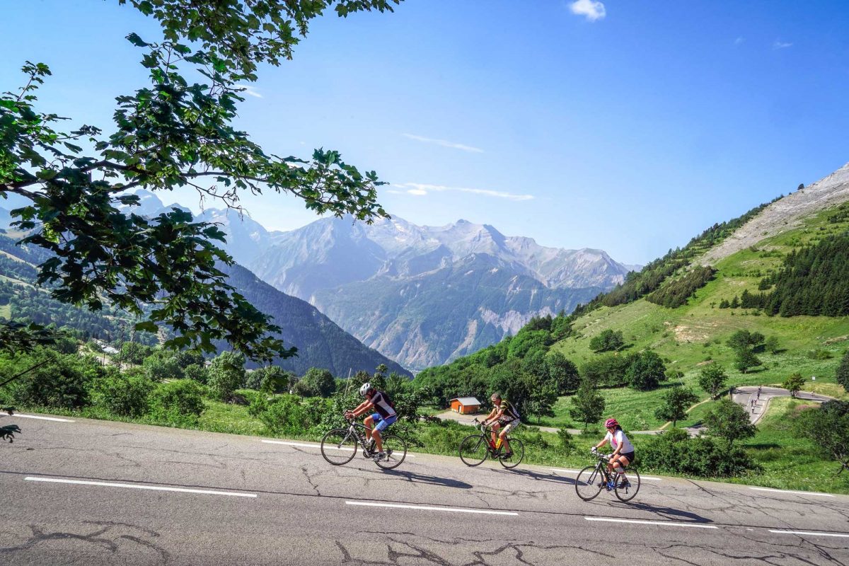 La montée de l'Alpe d'Huez à Vélo