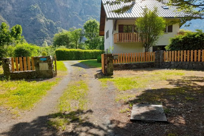 Parking – Entrée Gîte