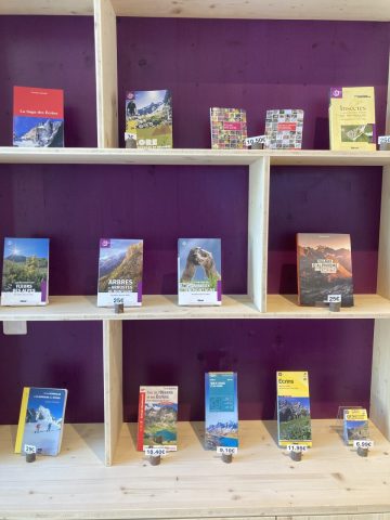 Boutique de la Maison de l&rsquo;Oisans et du Parc national des Écrins_Le Bourg-d&rsquo;Oisans