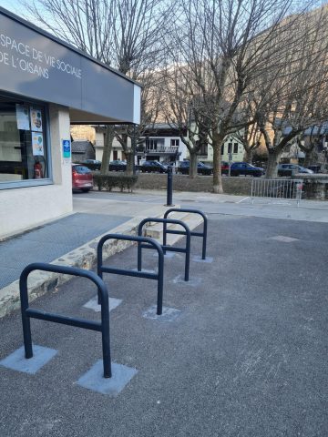 Attaches vélos – Espace de vie partagée La Géode_Le Bourg-d&rsquo;Oisans