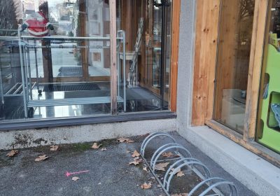Racks à vélo médiathèque Bourg-d&rsquo;Oisans
